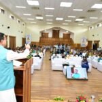 धामी सरकार ने बढ़ाए आत्मनिर्भर उत्तराखंड के कदम, महिलाओं को मिला आर्थिक संबल