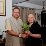 महावीर चक्र विजेता लेफ्टिनेंट जनरल आनंद सरूप के आवास पहुंचे सैनिक कल्याण मंत्री गणेश जोशी