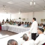 प्रबुद्धजनों से संवाद कर मुख्यमंत्री धामी ने लिया विकास का आशीर्वाद, बोले- जनसहभागिता से बनेगा आदर्श उत्तराखंड